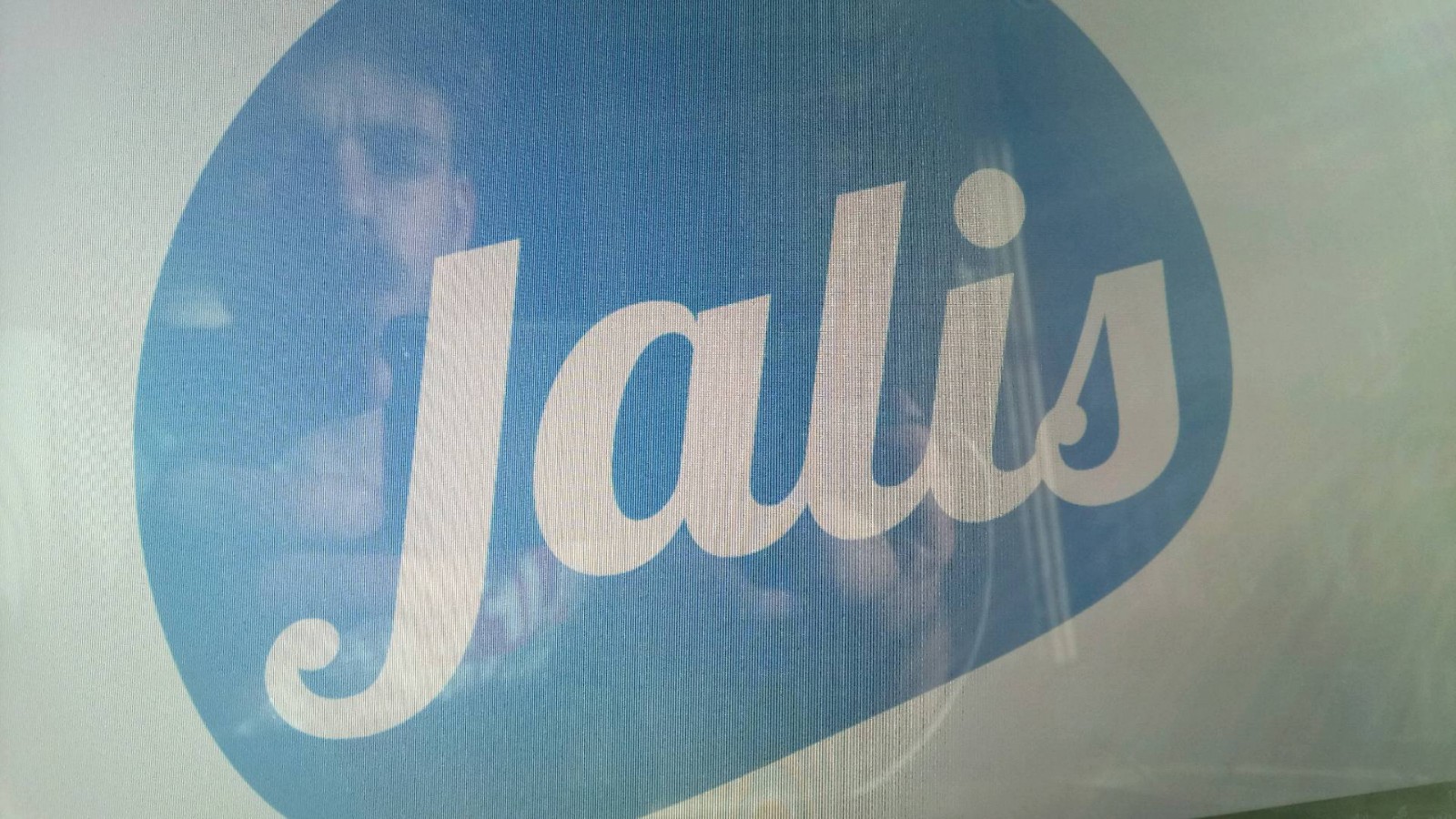 Où trouver une miroiterie pour vitrage cassée 83000 Toulon Miroiterie degivry