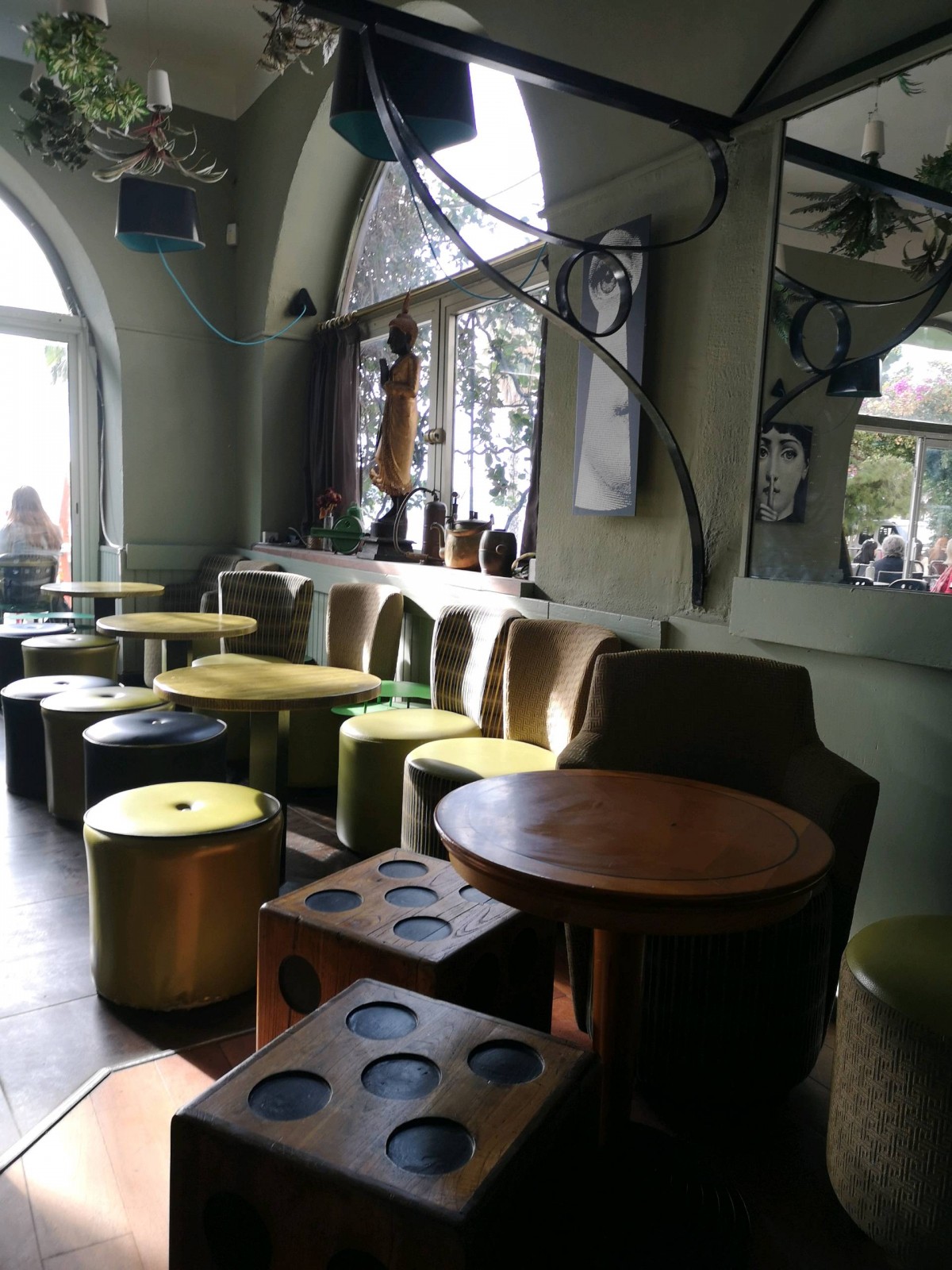 Où trouver un restaurant bar avec terrasse vue mer à Toulon ? Toulon  Côté Jardin