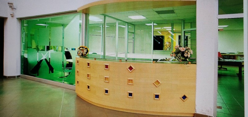 Menuiserie bois avec outillage de découpe numérique pour réalisation de pièce unique à Marseille