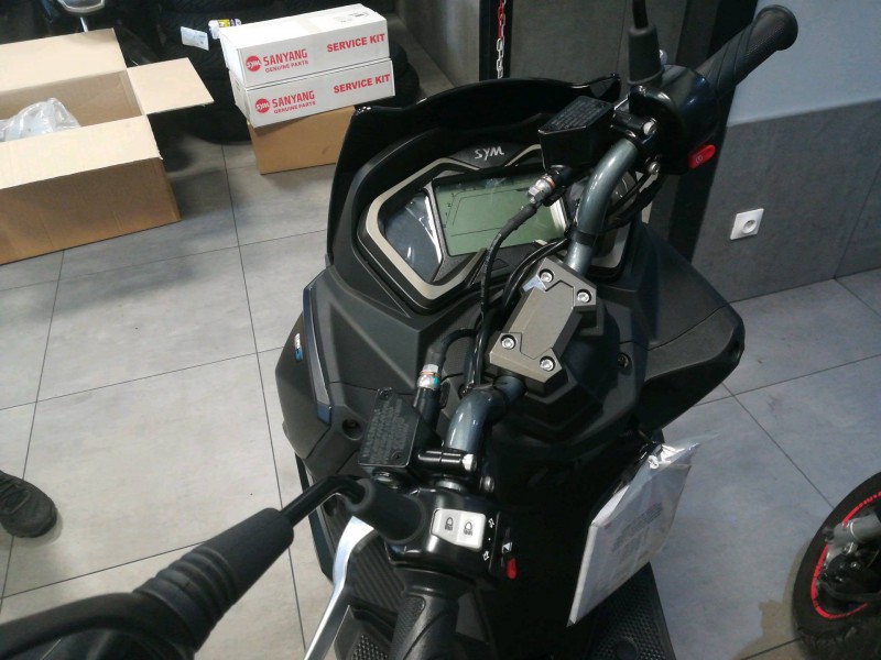 Où acheter un scooter jet 14 de SYM chez le concessionnaire officiel SYM à Marseille