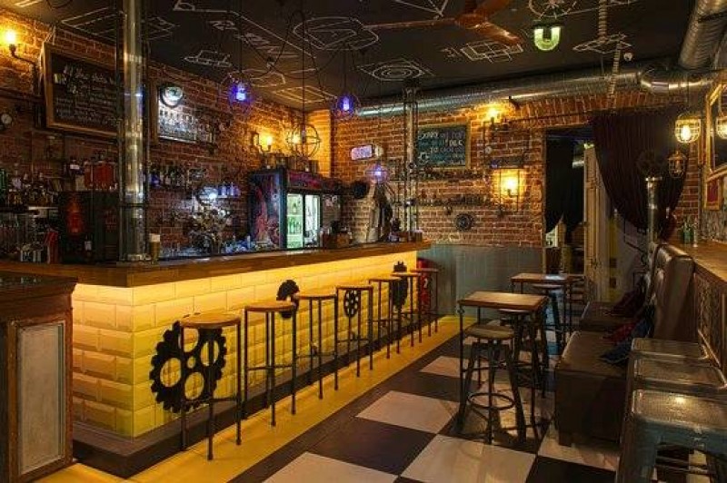 Où trouver un snack bar proposant l'happy hour à proximité de Leroy Merlin et Dacia ? La Valette du Var Snack Bar Les Espaluns