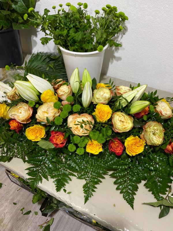 Où trouver un fleuriste spécialisé pour les compositions florales pour le deuil sur Marseille