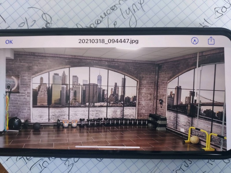 Fabrication création et pose d'une décoration murale grand format walltop dans une salle de sport Invictus sur la commune d'Allauch près de Marseille