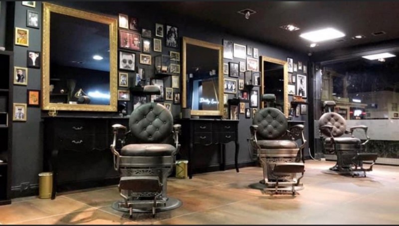 Trouver un coiffeur barbier  visagiste Proposant des coupes super stylé  dans le 8eme arrondissement de Marseille 13008 