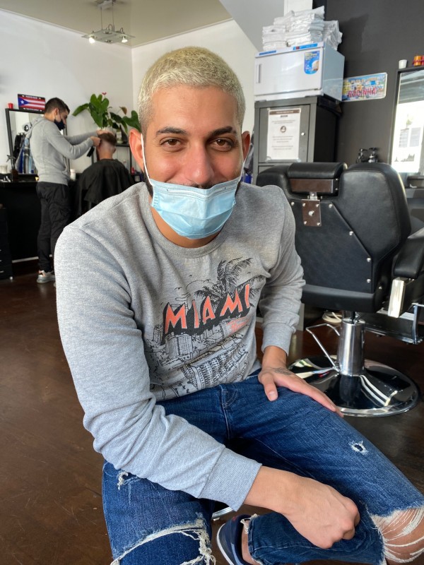 Recherche un coiffeur pour une coupe femme  tendance  dans le  12eme arrondissement à Marseille 