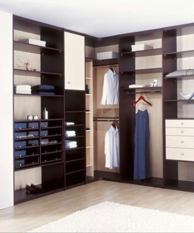 Trouver un menuisier bois et PVC, spécialisé dans l’agencement des structures intérieur et extérieur dans le 8eme  arrondissement de Marseille 13008 Bouches-du-Rhône  