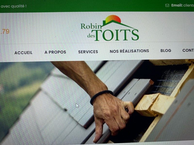  Entreprise spécialisée dans la rénovation de toiture est qualifié en charpente couverture et zinguerie à Marseille 