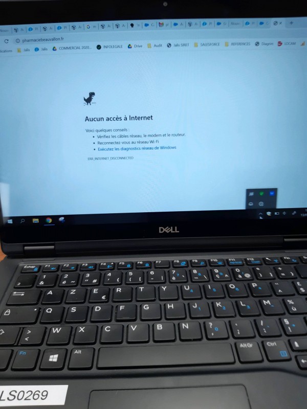 Où trouver des huiles essentielles en pharmacie à Marseille proche des Baumettes.