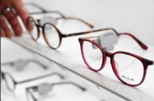 Où trouver des lunettes à votre vue ou des lunettes de soleil tendances  La SEYNE sur mer  Optique photo ciné acciusticien